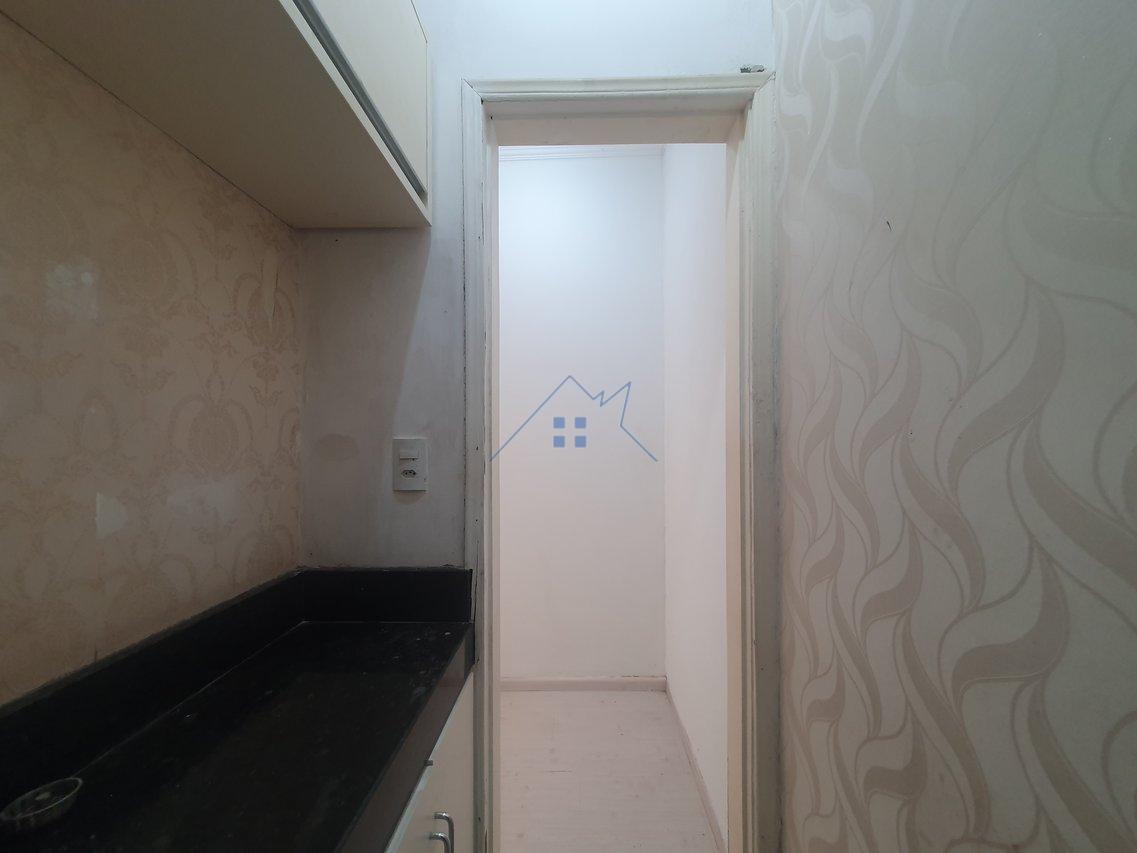 Loja Comercial Triplex no Centro Comercial de Alphaville 96m² Calçada das Anêmonas Barueri - 