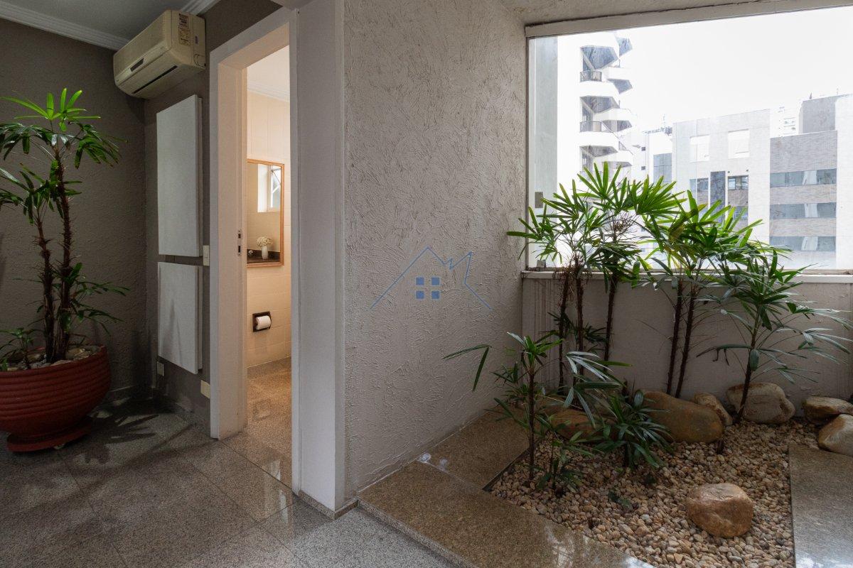 Conjunto Comercial 103m² na Vila Nova Conceição Rua Afonso Braz São Paulo - 