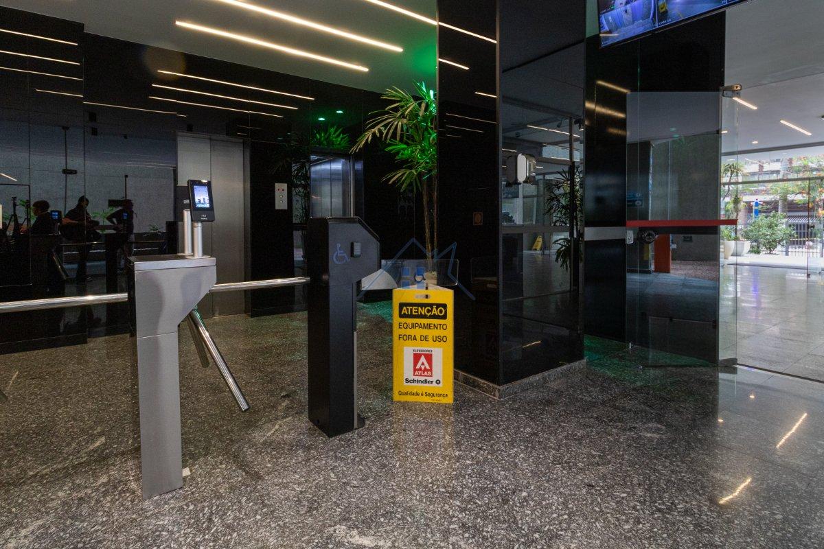 Conjunto Comercial 103m² na Vila Nova Conceição Rua Afonso Braz São Paulo - 