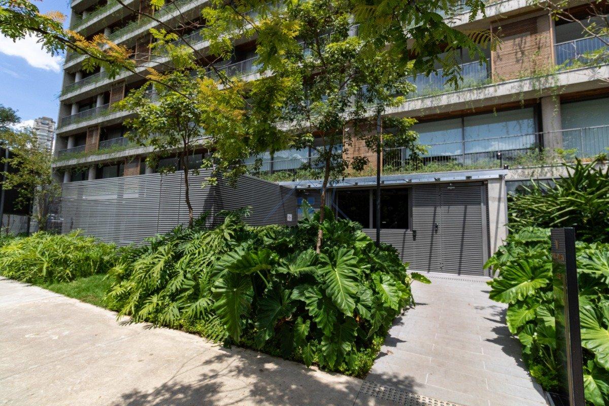 Apartamento na Cidade Jardim com 84m² 1 suíte 1 vaga Rua Itapé-acu São Paulo - 