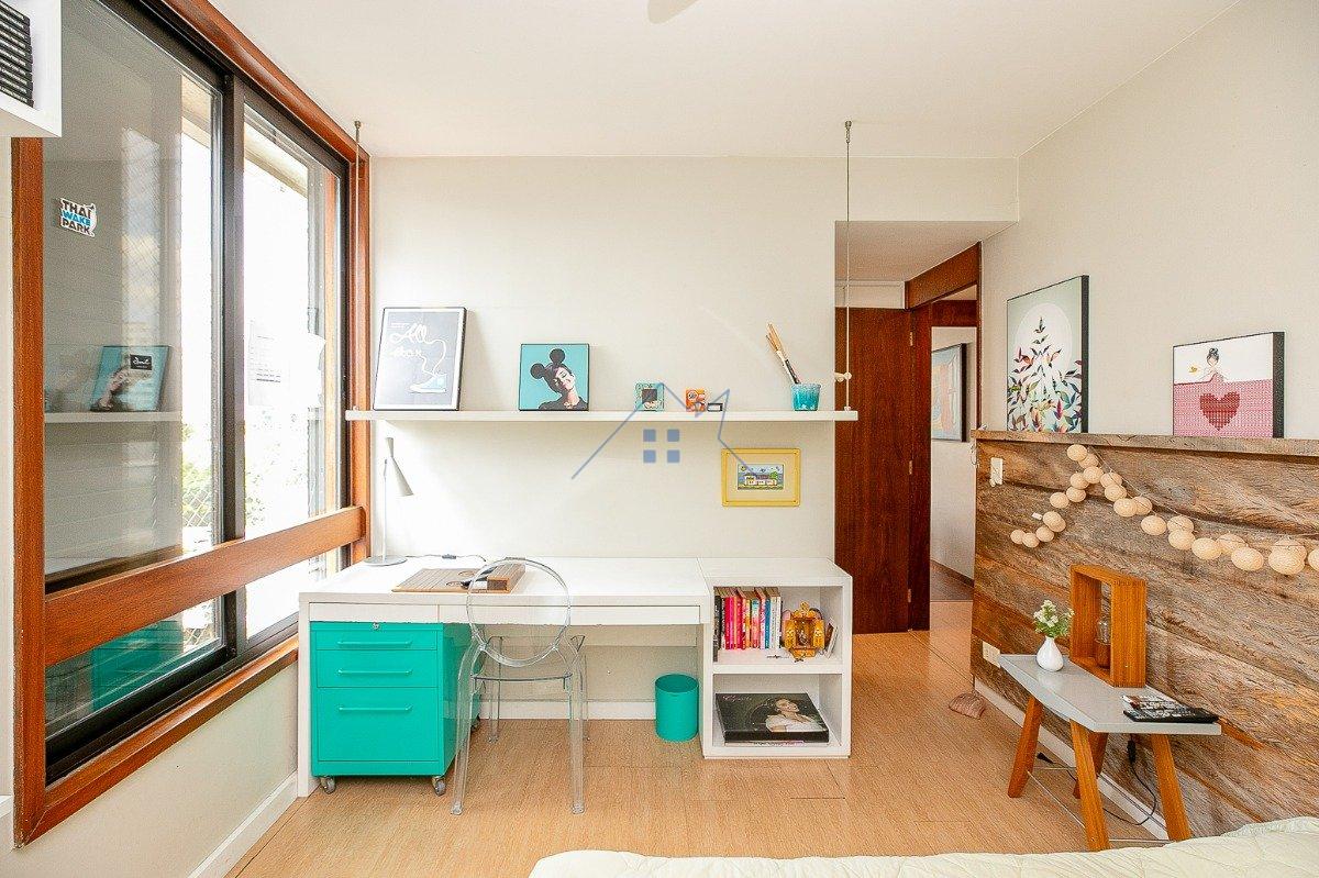 Apartamento 225m² no Itaim Bibi 3 suítes 3 vagas Rua Lopes Neto São Paulo - 