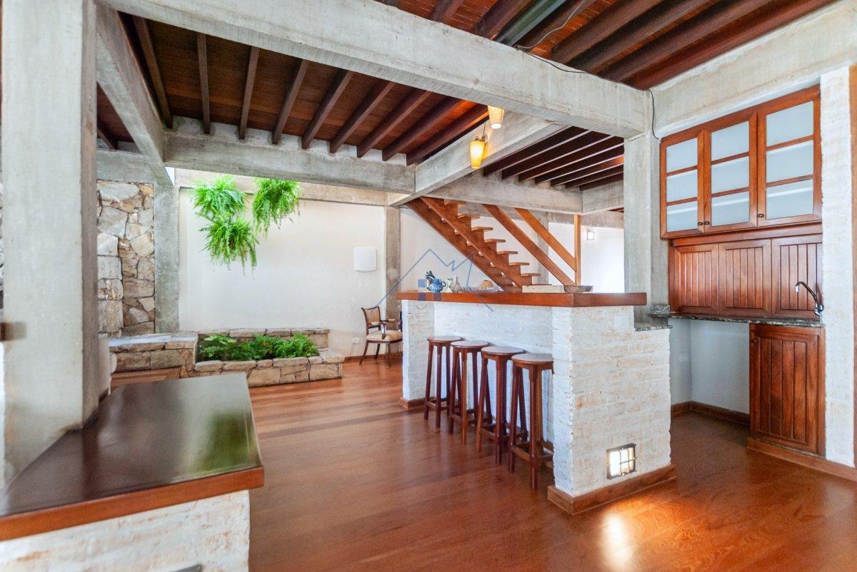 Casa 230m² no Jd Paulistano 3 dorm 1 suíte 3 vagas Rua Iraci São Paulo - 