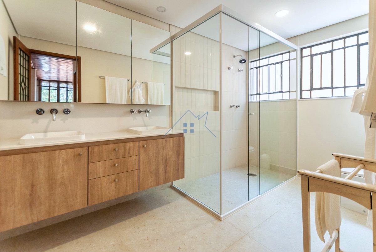 Casa 230m² no Jd Paulistano 3 dorm 1 suíte 3 vagas Rua Iraci São Paulo - 