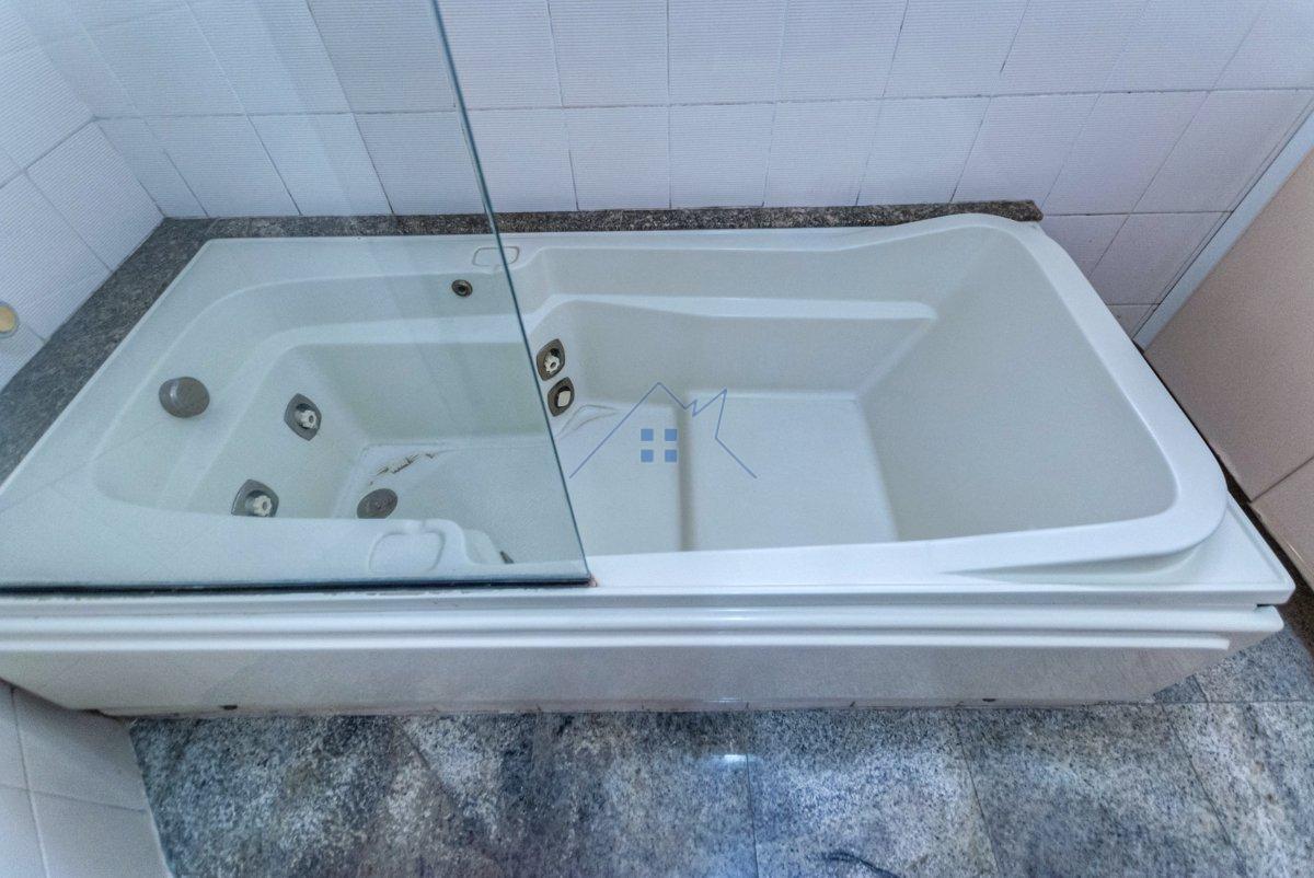 Apartamento 250m² na Aclimação 4 suítes 3 vagas Rua Castro Alves São Paulo - 