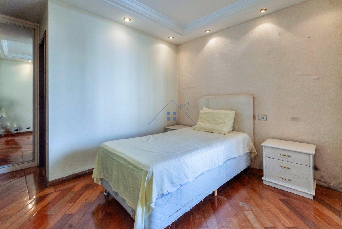 Apartamento 250m² na Aclimação 4 suítes 3 vagas Rua Castro Alves São Paulo - 