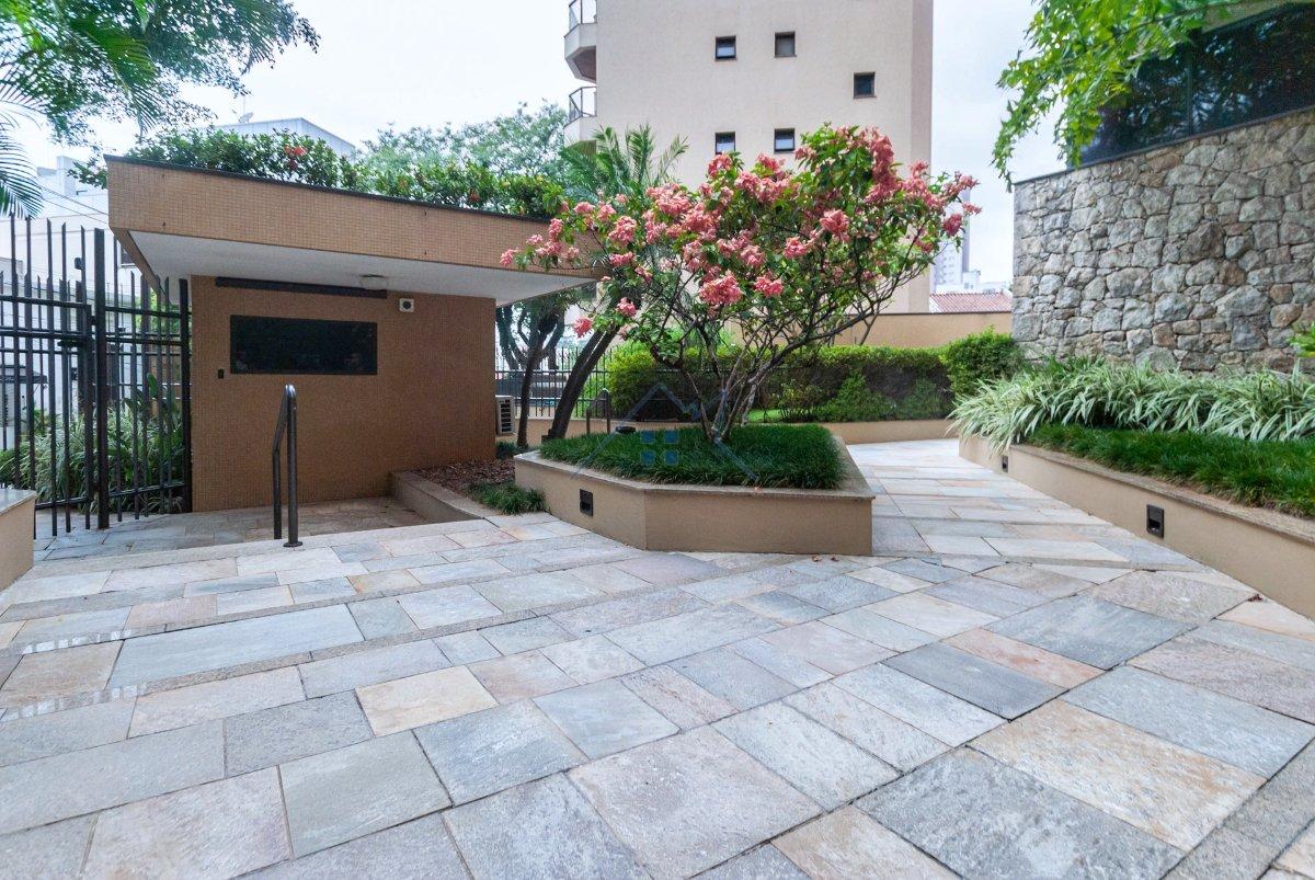 Apartamento 250m² na Aclimação 4 suítes 3 vagas Rua Castro Alves São Paulo - 