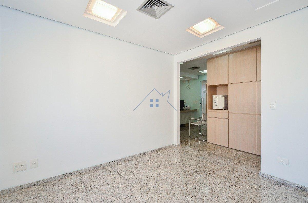 Conjunto Comercial 40m² na Vila Olimpia 2 vagas Rua Alvorada São Paulo - 