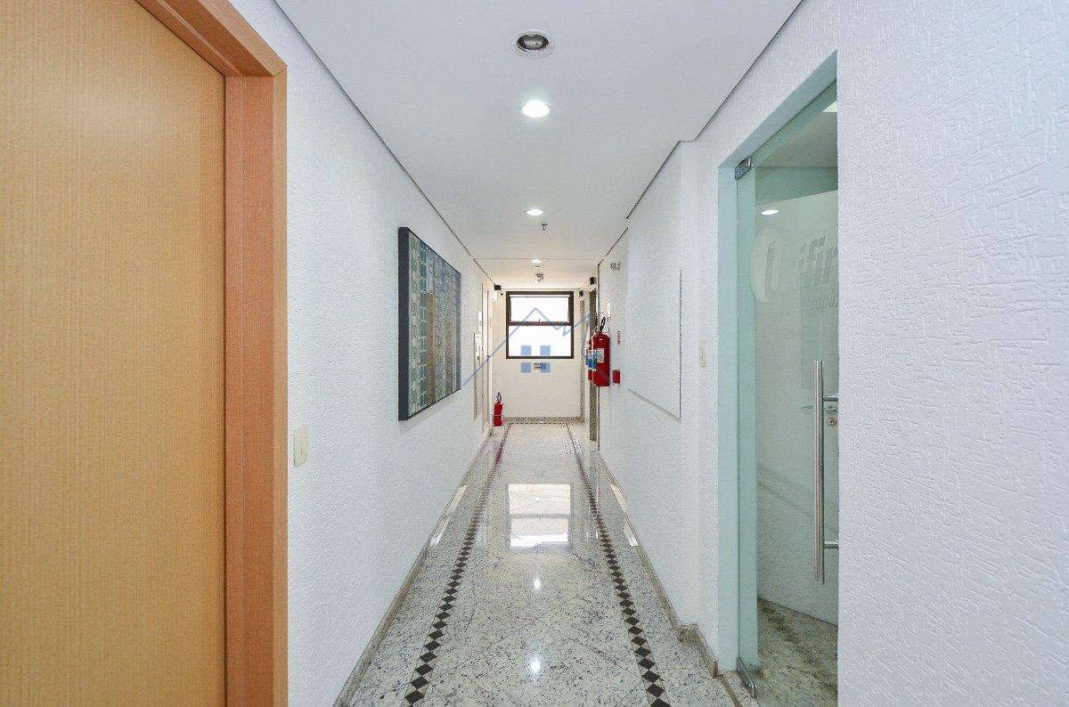 Conjunto Comercial 40m² na Vila Olimpia 2 vagas Rua Alvorada São Paulo - 
