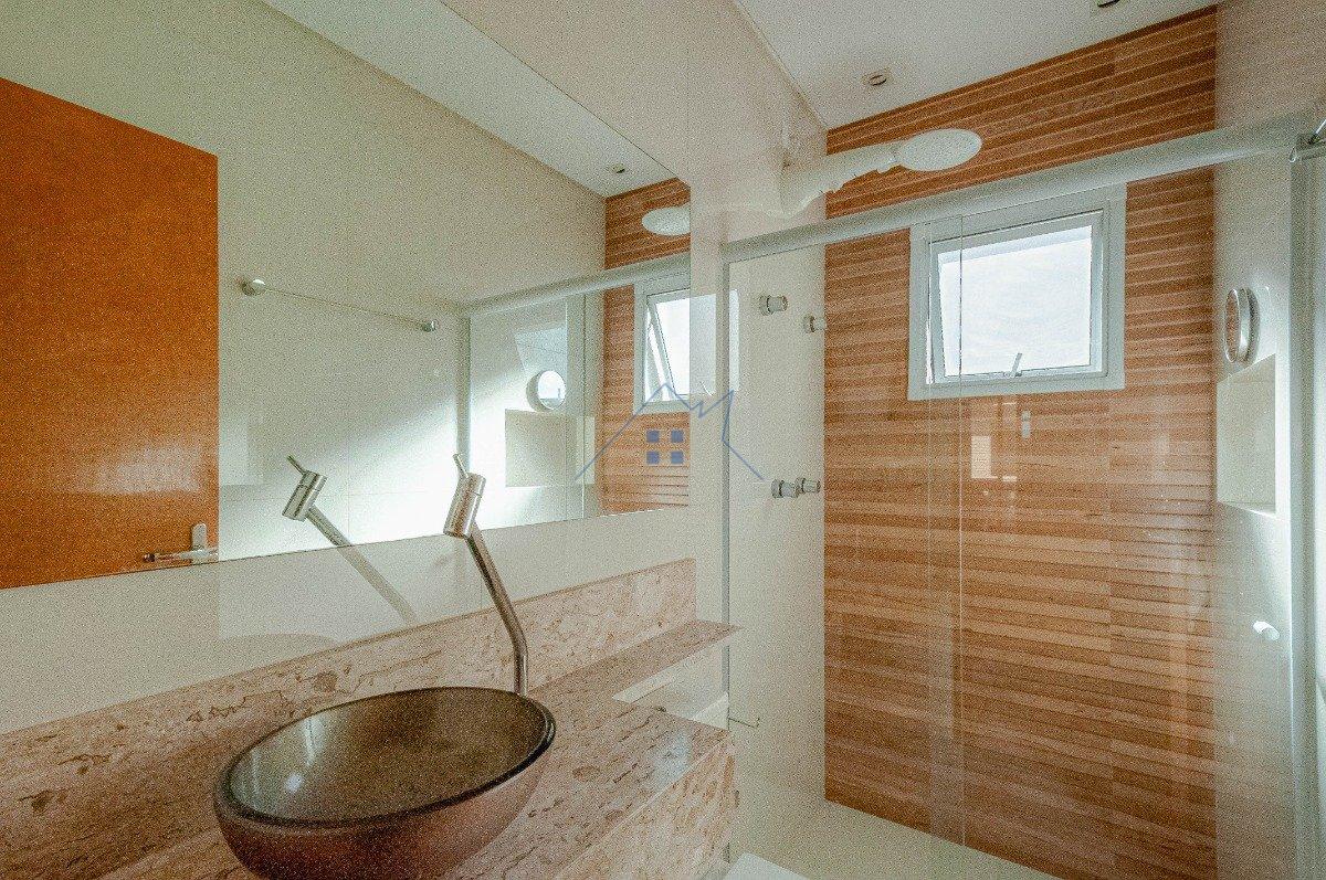 Casa em Condomínio no Chora Menino 145m² 3 dorm 1 suíte 3 vagas Rua Nova dos Portugueses São Paulo - 