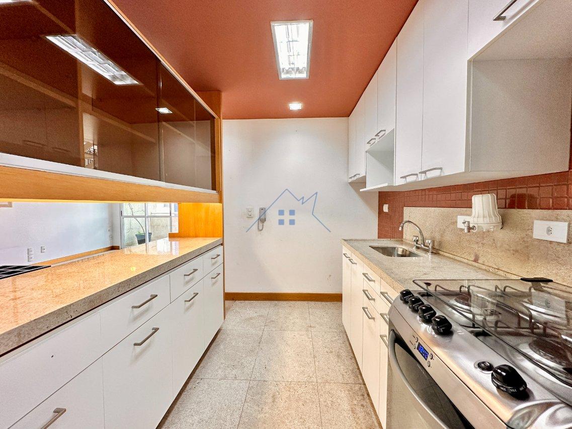 Apartamento 79m² na Vila Andrade 2 suítes 2 vagas Rua Itatupa São Paulo - 