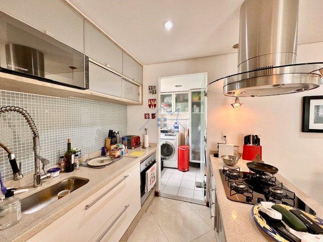 Apartamento 79m² na Vila Andrade 2 suítes 2 vagas Rua Itatupa São Paulo - 