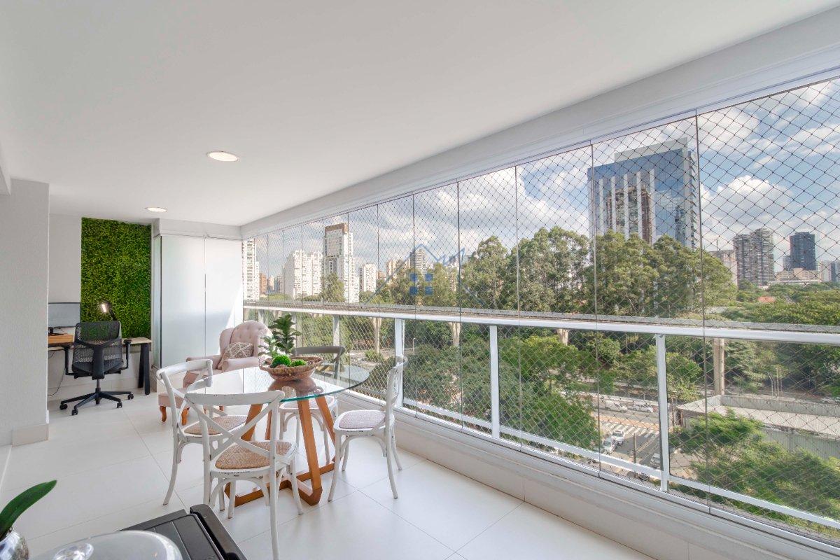 Apartamento 134m² na Cidade Monções 3 suítes 2 vagas Rua Arizona São Paulo - 