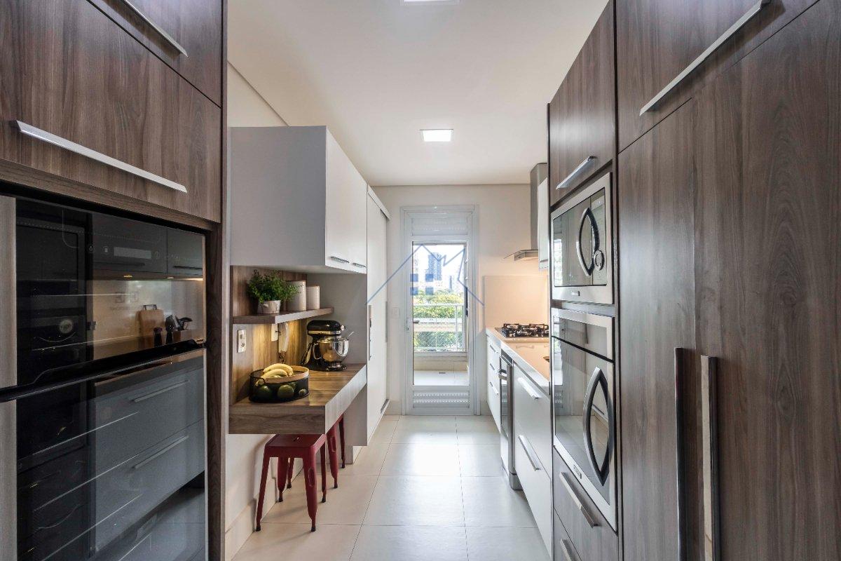 Apartamento 134m² na Cidade Monções 3 suítes 2 vagas Rua Arizona São Paulo - 
