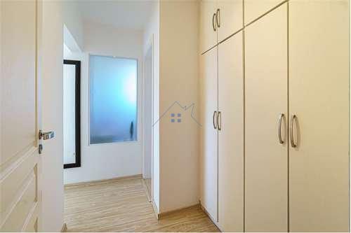 Casa 350m² no Parque Petrópolis 4 dorm 2 suítes 10 vagas Alameda Suécia Mairiporã - 