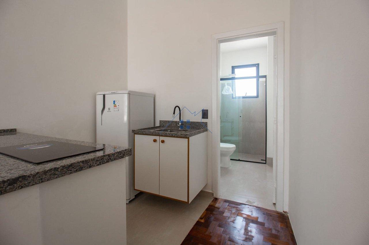 Studio Metrô Santa Cecília 32m² sem depósito e ACEITA PET Rua Ana Cintra São Paulo - 