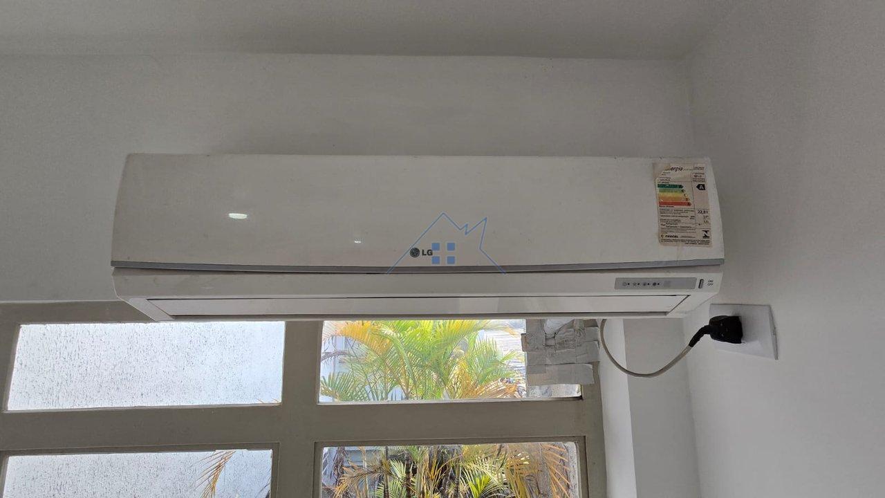 Sala Comercial com Ar Condicionado 25m² no Ipiranga Rua Silva Bueno São Paulo - 
