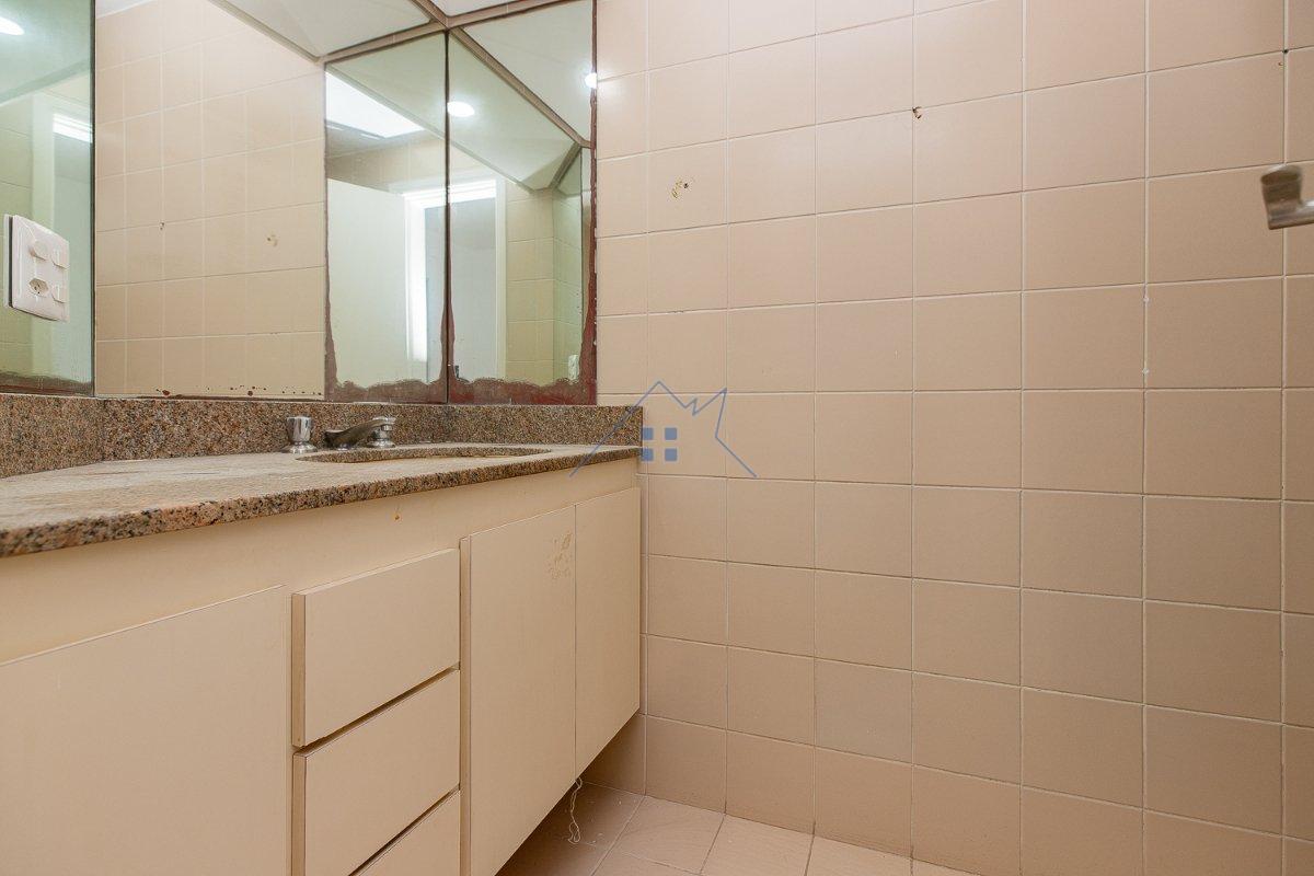 Cobertura 400m² em Indianópolis 4 dorm sendo 3 suítes 5 vagas Avenida Jandira São Paulo - 