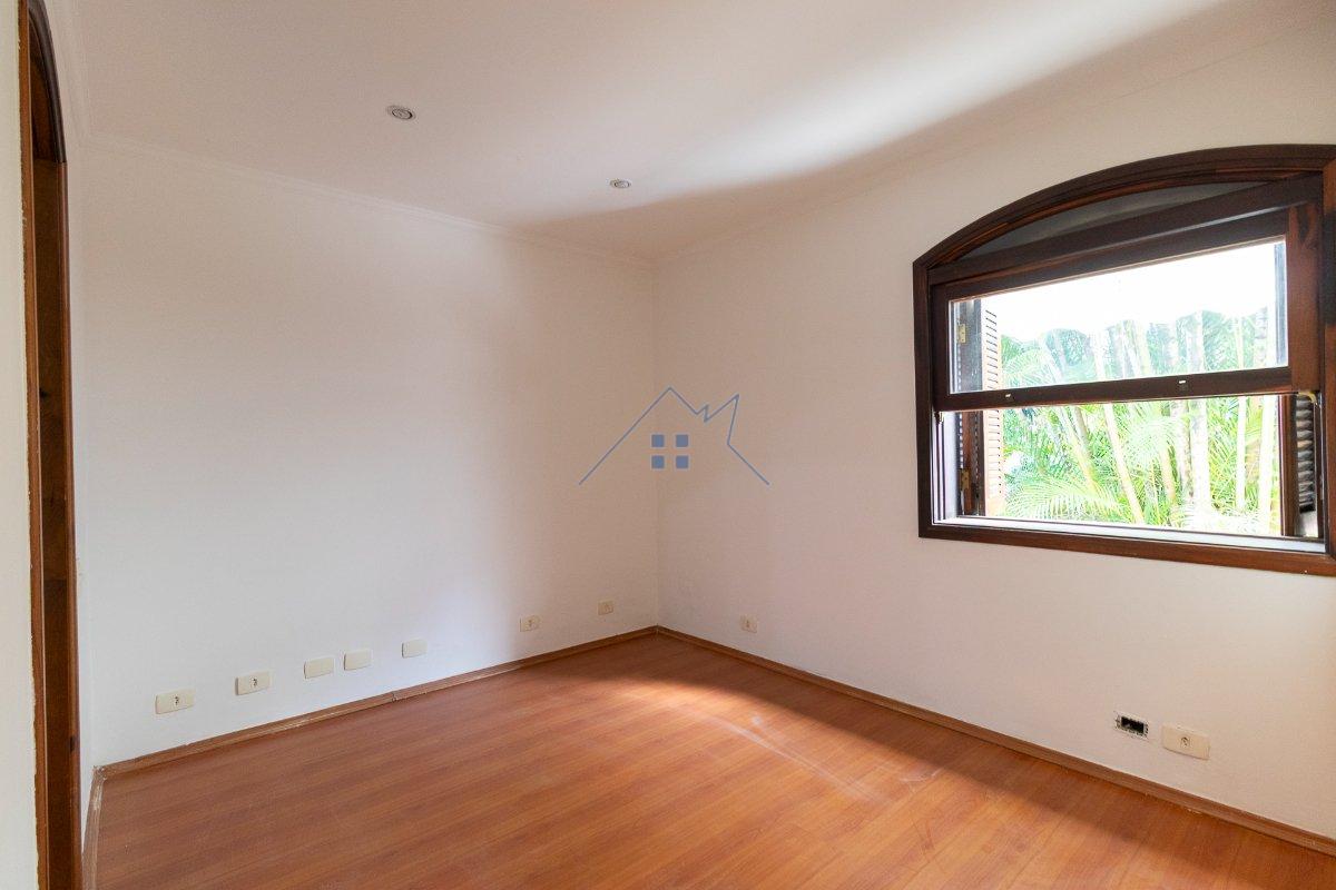 Casa no condomínio Condomínio Arcobaleno 390m² 5 dorms sendo 3 suítes 4 vagas Rua Amaro Alves Alvim São Paulo - 