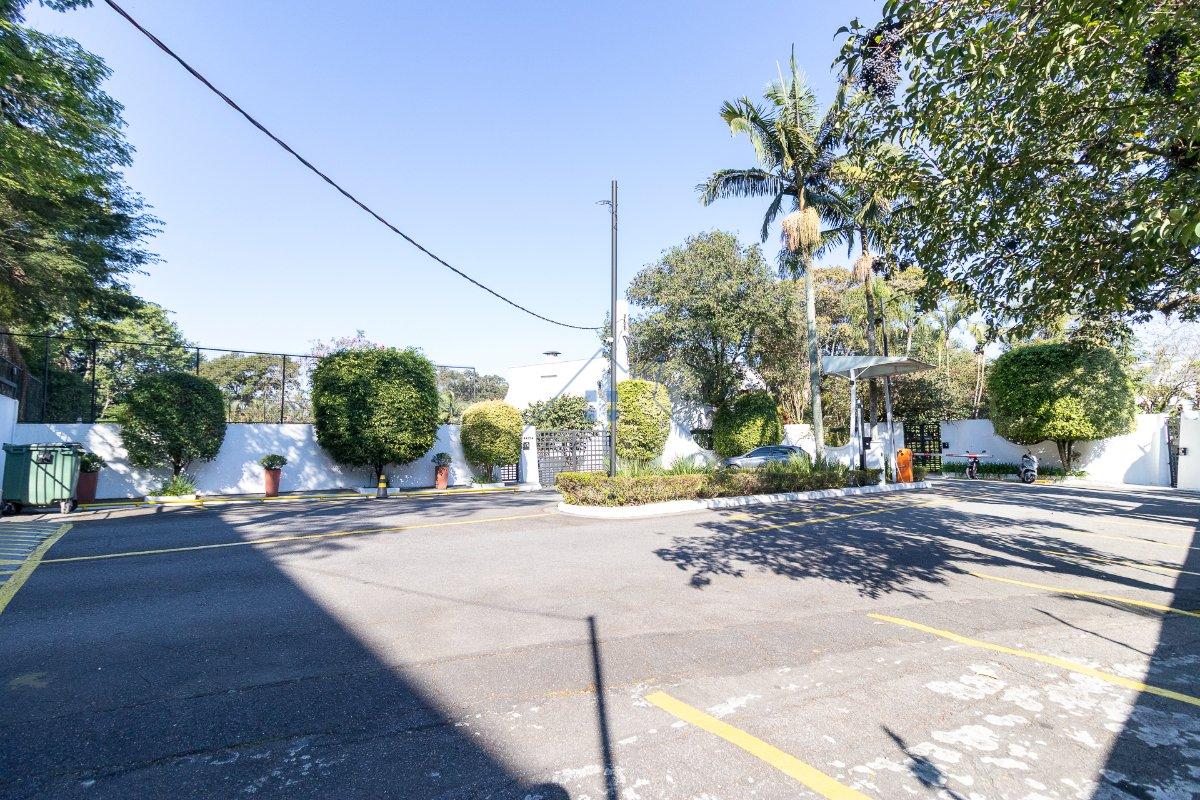 Casa no condomínio Condomínio Arcobaleno 390m² 5 dorms sendo 3 suítes 4 vagas Rua Amaro Alves Alvim São Paulo - 