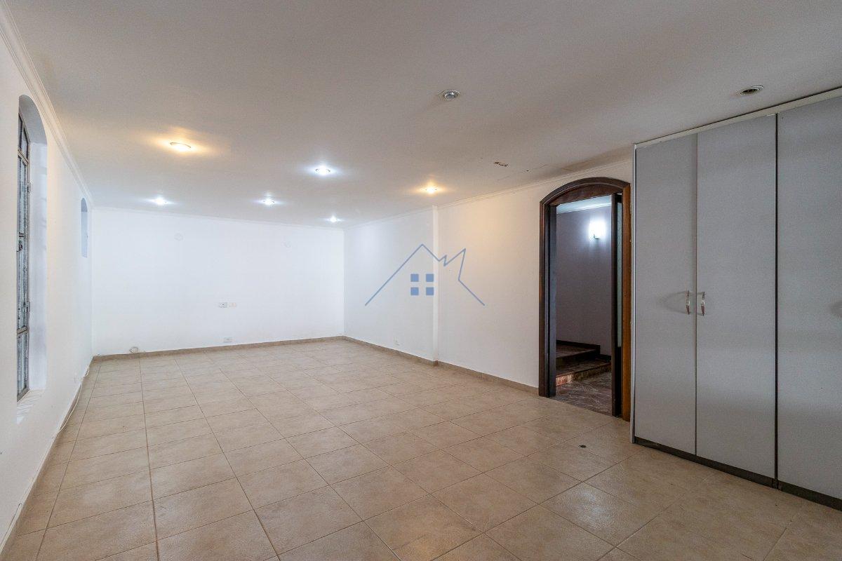 Casa no condomínio Condomínio Arcobaleno 390m² 5 dorms sendo 3 suítes 4 vagas Rua Amaro Alves Alvim São Paulo - 