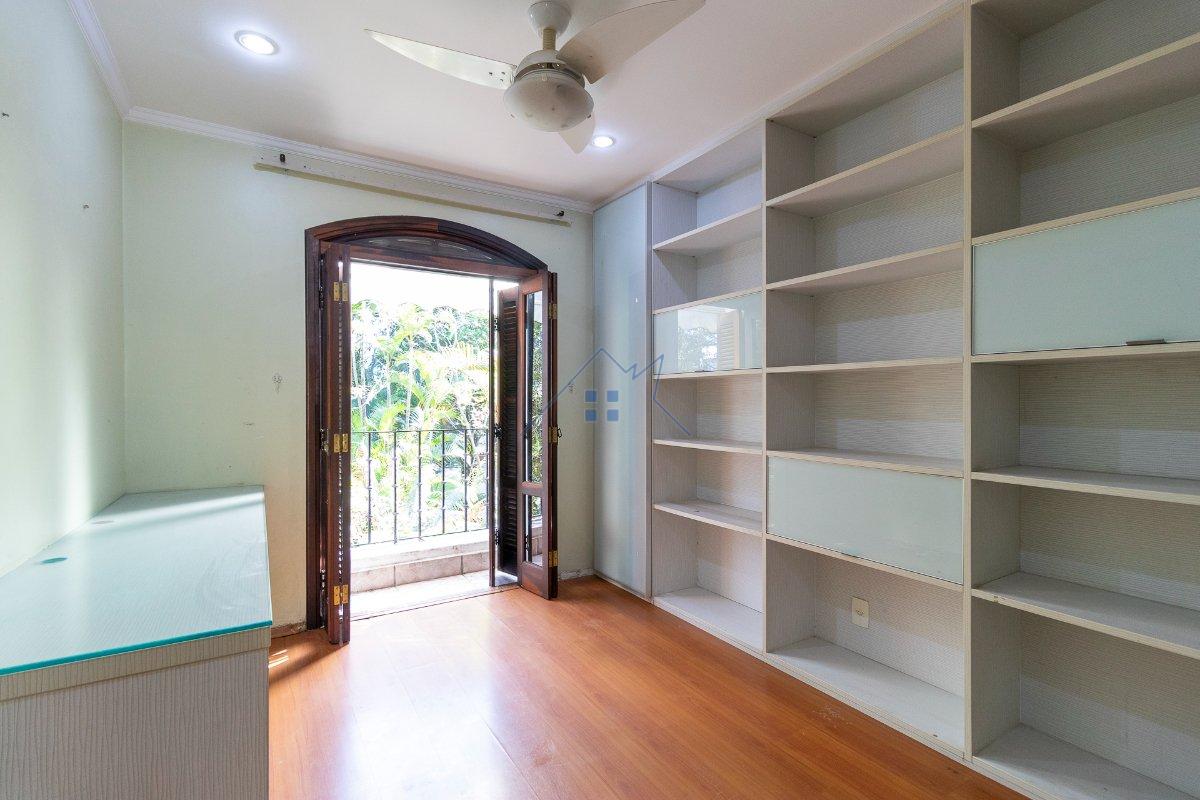 Casa no condomínio Condomínio Arcobaleno 390m² 5 dorms sendo 3 suítes 4 vagas Rua Amaro Alves Alvim São Paulo - 