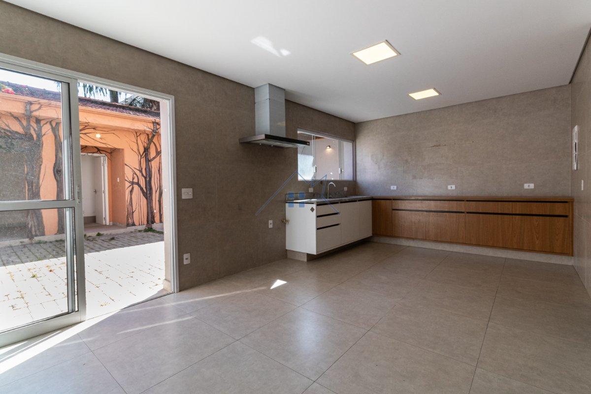 Casa em Moema com 190m² 3 dorms sendo 1 suíte 1 vaga Alameda Jauaperi São Paulo - 