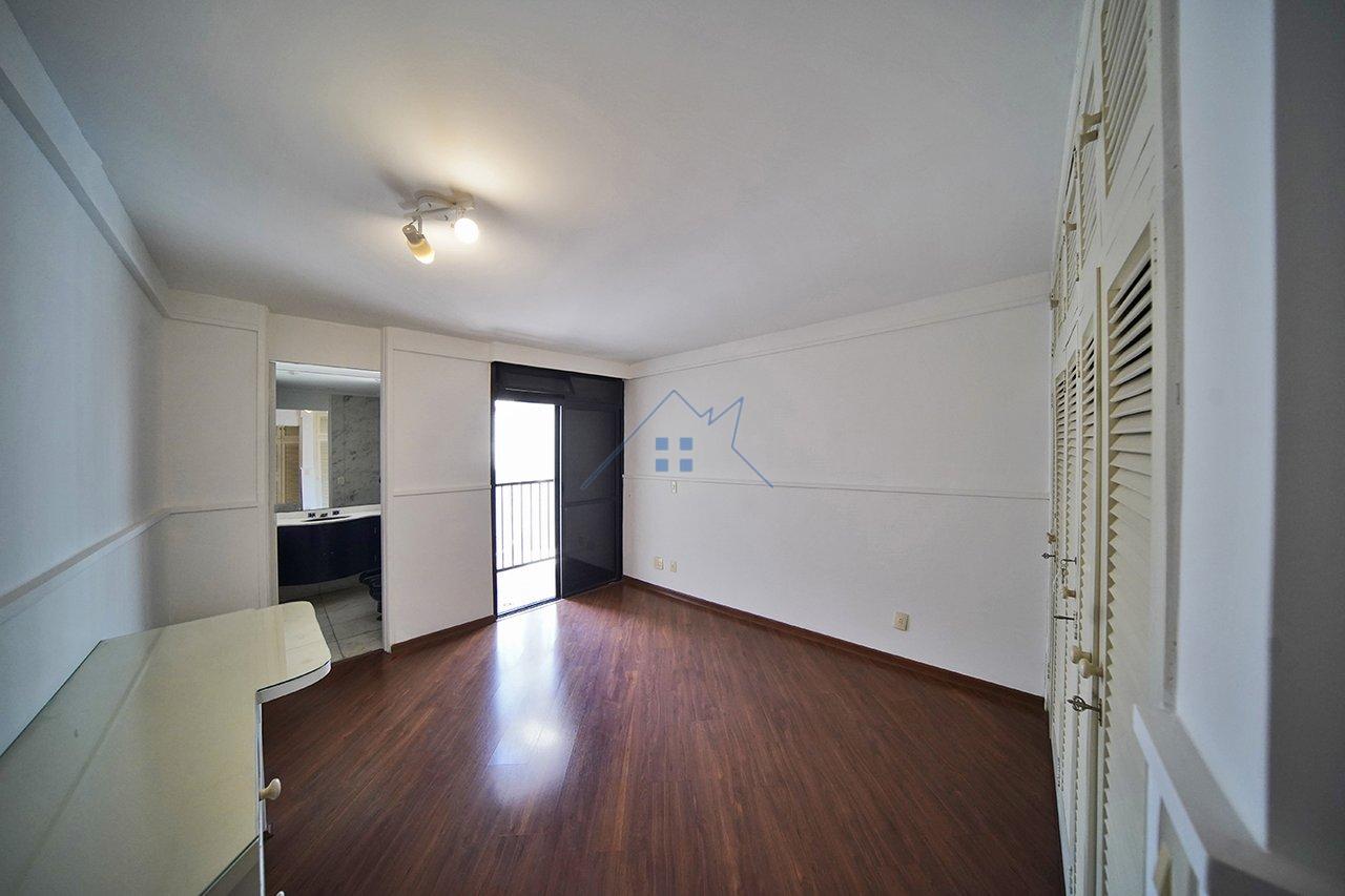 Apartamento com 215m² no Paraíso 3 suítes 3 vagas Rua Carlos Steinen São Paulo - 