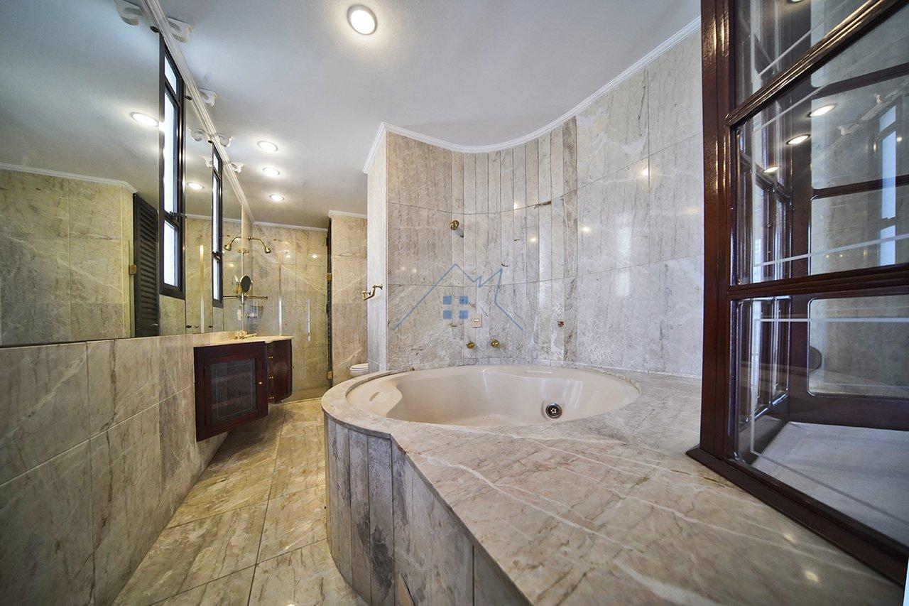 Apartamento com 215m² no Paraíso 3 suítes 3 vagas Rua Carlos Steinen São Paulo - 