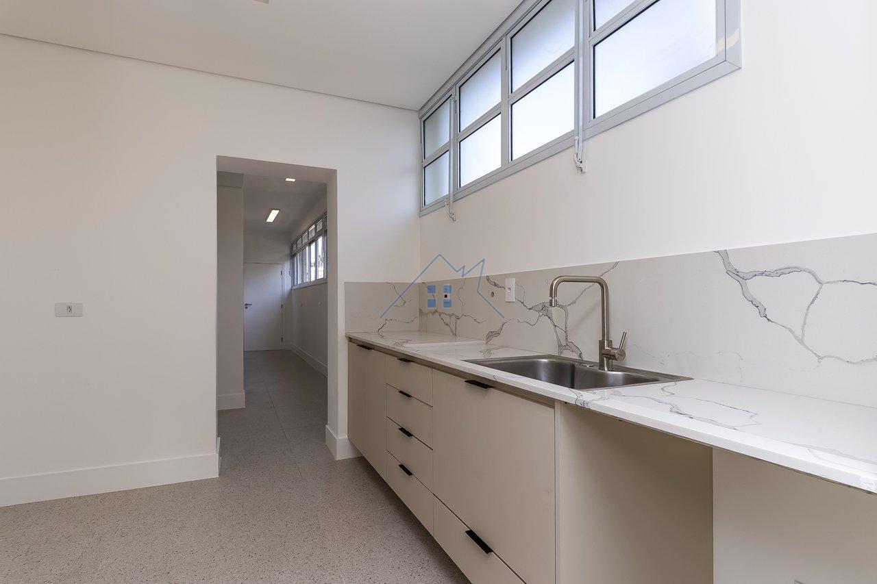 Apartamento 233m² em Higienópolis 3 dorms sendo 2 suítes 1 vaga Rua São Vicente de Paula São Paulo - 