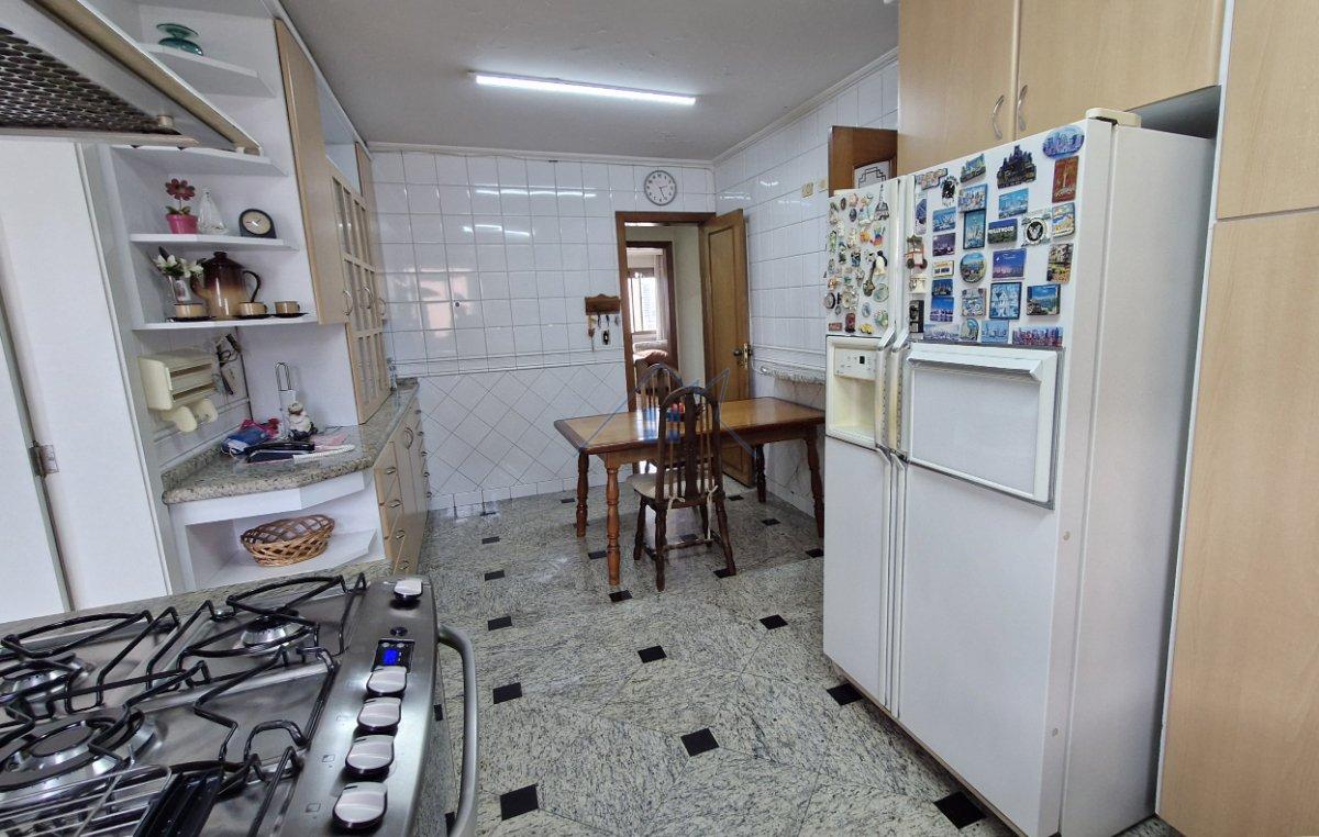 Apartamento com 195m² em Santana 3 suítes 4 vagas Rua Voluntários da Pátria São Paulo - 
