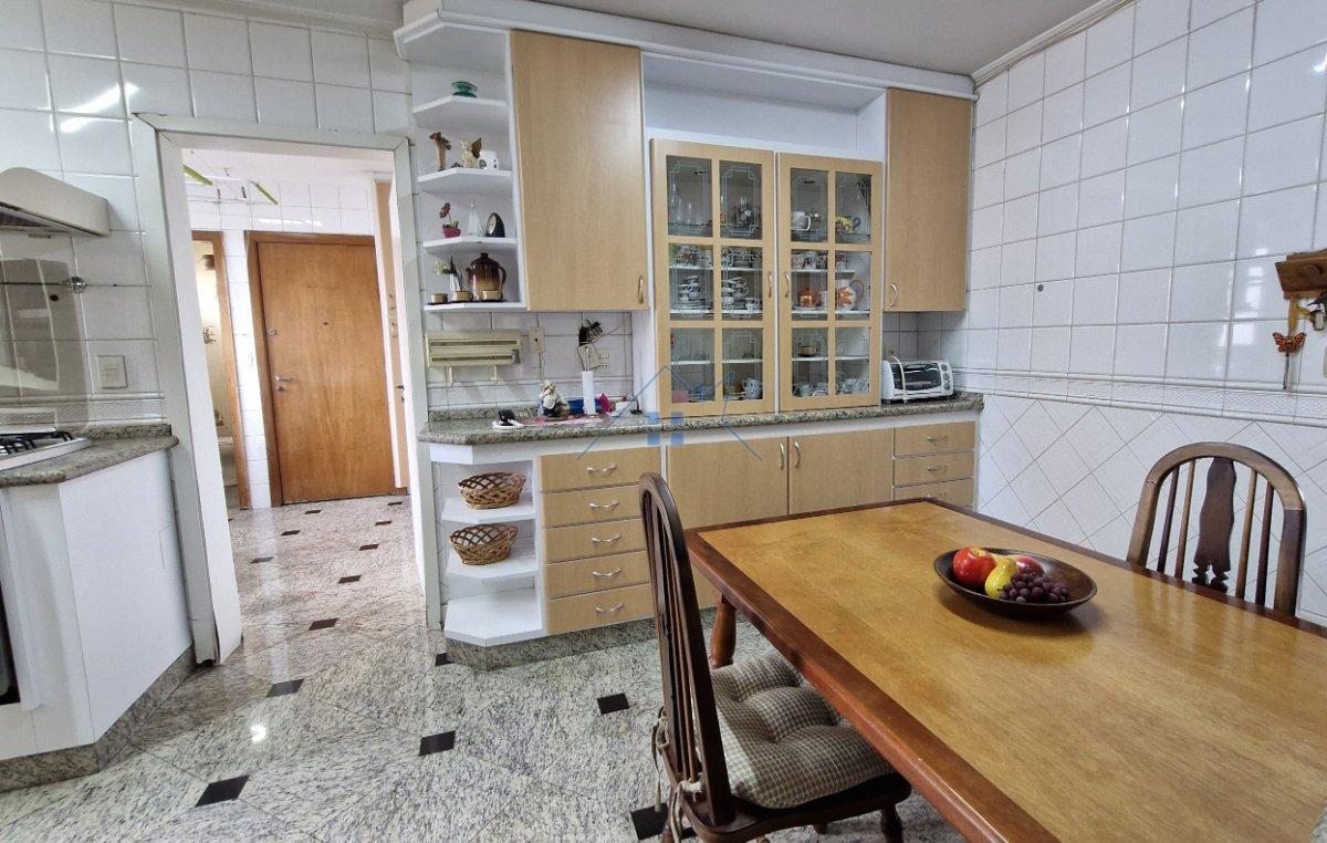 Apartamento com 195m² em Santana 3 suítes 4 vagas Rua Voluntários da Pátria São Paulo - 