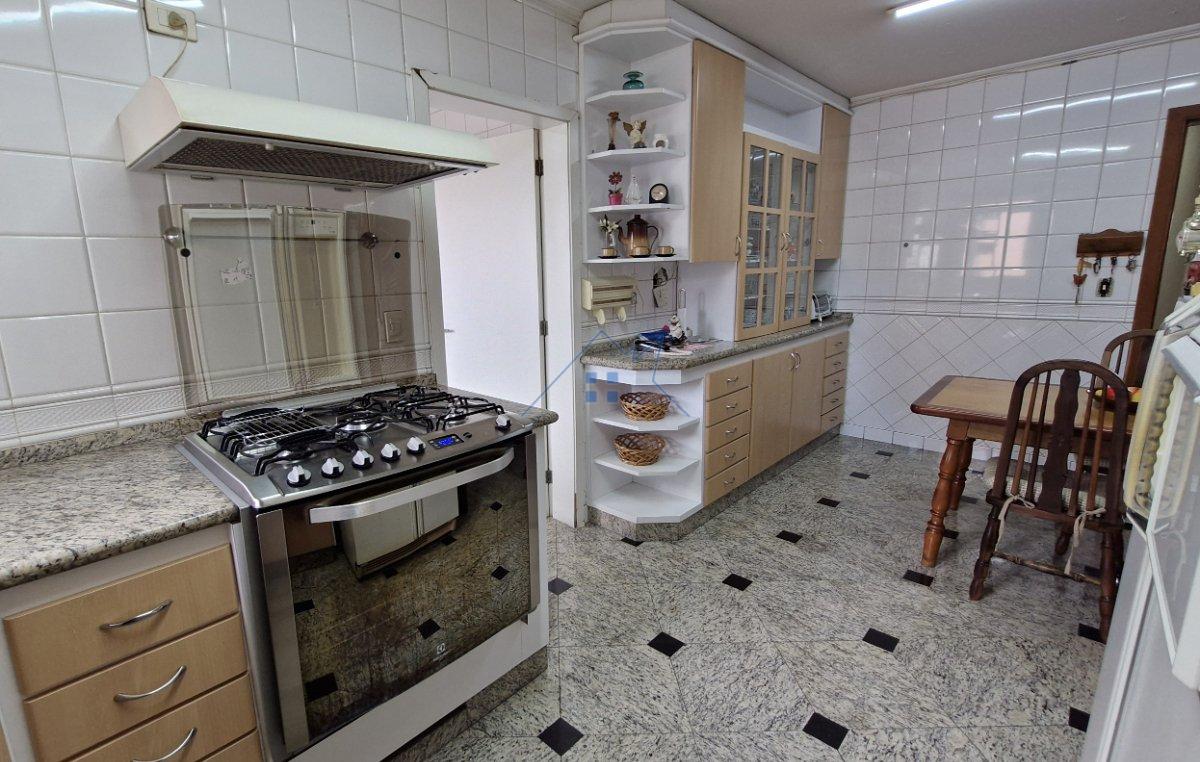 Apartamento com 195m² em Santana 3 suítes 4 vagas Rua Voluntários da Pátria São Paulo - 