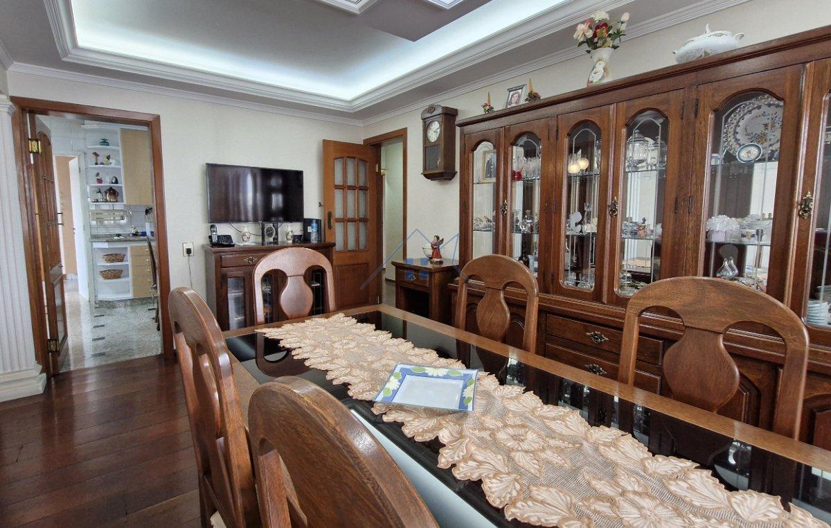 Apartamento com 195m² em Santana 3 suítes 4 vagas Rua Voluntários da Pátria São Paulo - 