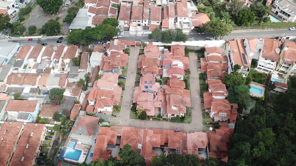 Casa em Condomínio no Tremembé 310m² 3 dorms sendo 1 suíte 4 vaga Rua Maestro Bortolucci São Paulo - 