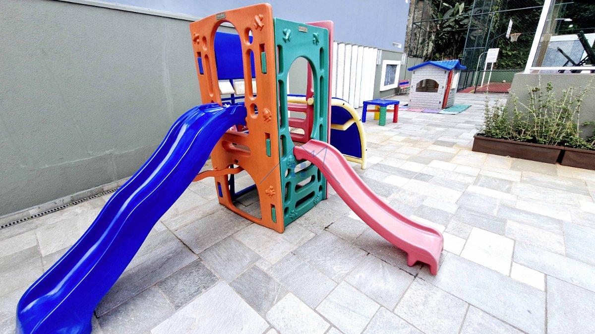 Casa em Condomínio no Tremembé 310m² 3 dorms sendo 1 suíte 4 vaga Rua Maestro Bortolucci São Paulo - 