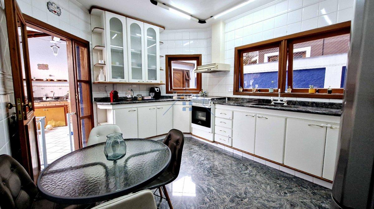Casa em Condomínio no Tremembé 310m² 3 dorms sendo 1 suíte 4 vaga Rua Maestro Bortolucci São Paulo - 