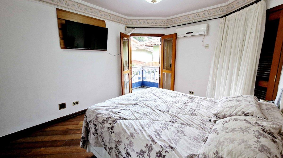 Casa em Condomínio no Tremembé 310m² 3 dorms sendo 1 suíte 4 vaga Rua Maestro Bortolucci São Paulo - 