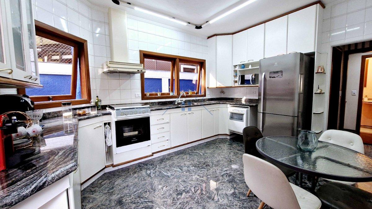 Casa em Condomínio no Tremembé 310m² 3 dorms sendo 1 suíte 4 vaga Rua Maestro Bortolucci São Paulo - 