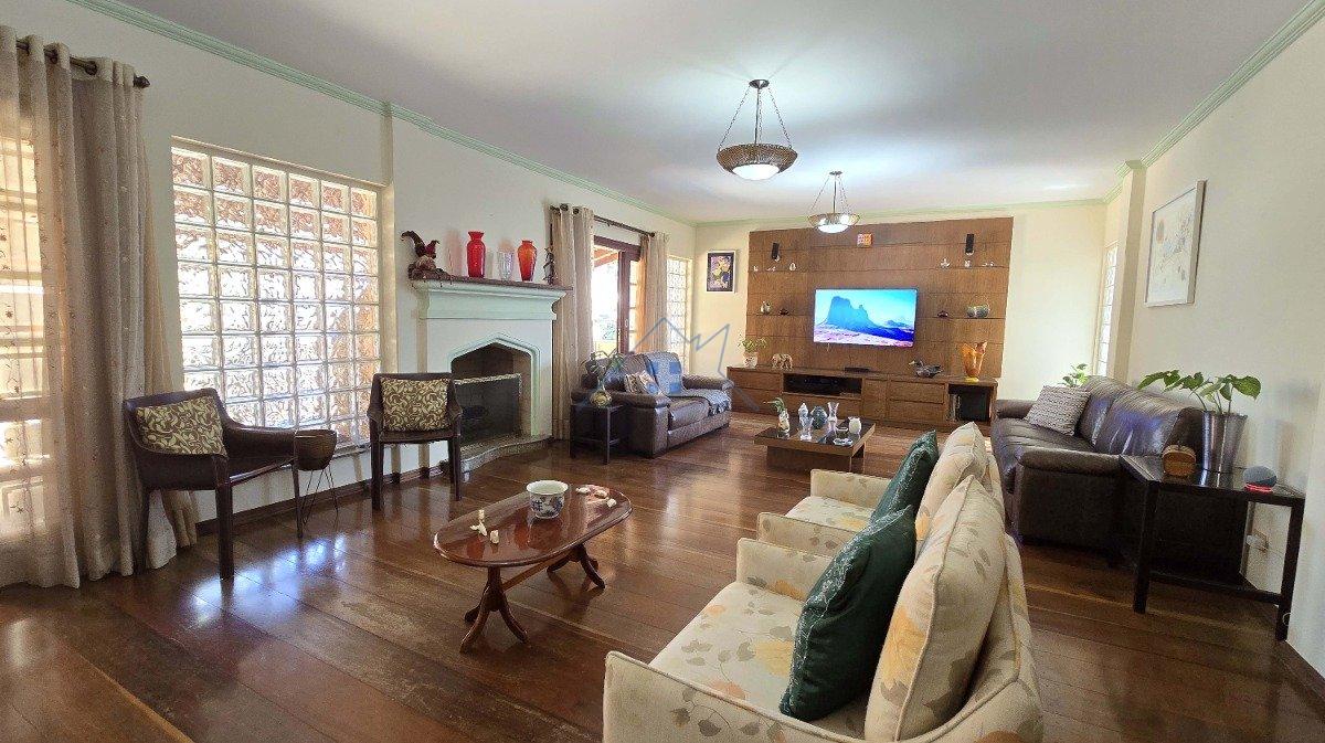 Casa 465m² em Mairiporã 5 dorms sendo 3 suítes 8 vagas Avenida dos Coqueiros Mairiporã - 