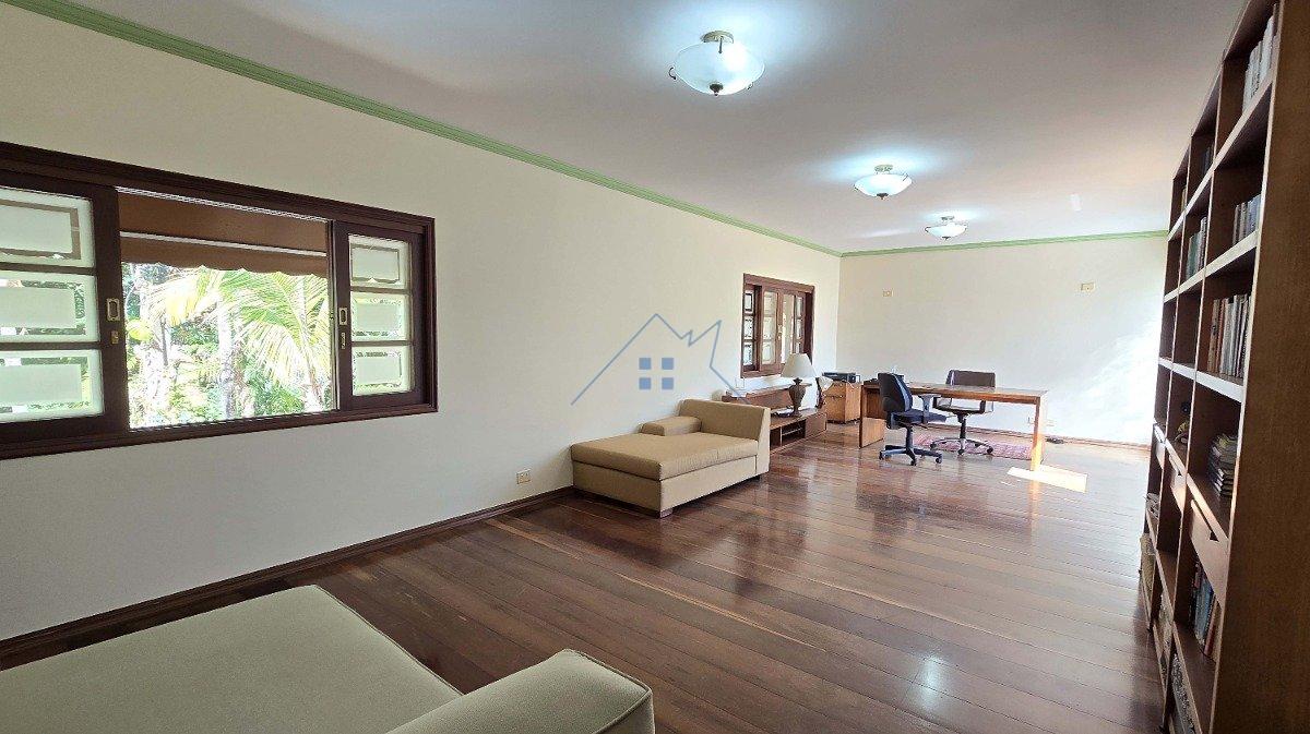 Casa 465m² em Mairiporã 5 dorms sendo 3 suítes 8 vagas Avenida dos Coqueiros Mairiporã - 