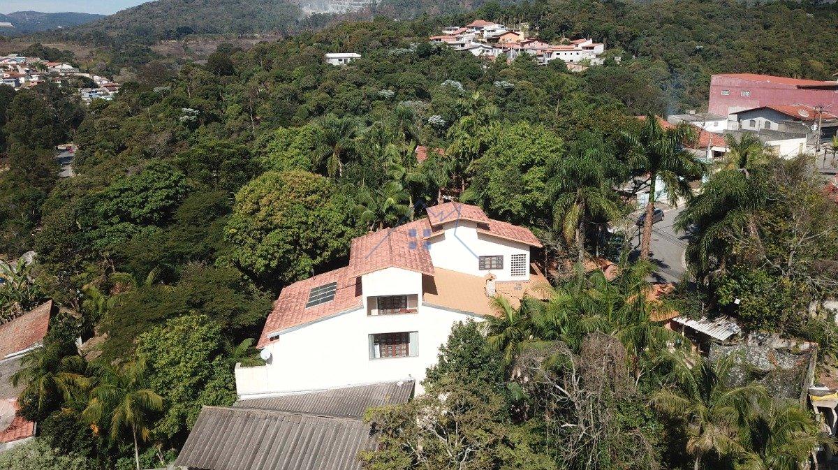 Casa 465m² em Mairiporã 5 dorms sendo 3 suítes 8 vagas Avenida dos Coqueiros Mairiporã - 