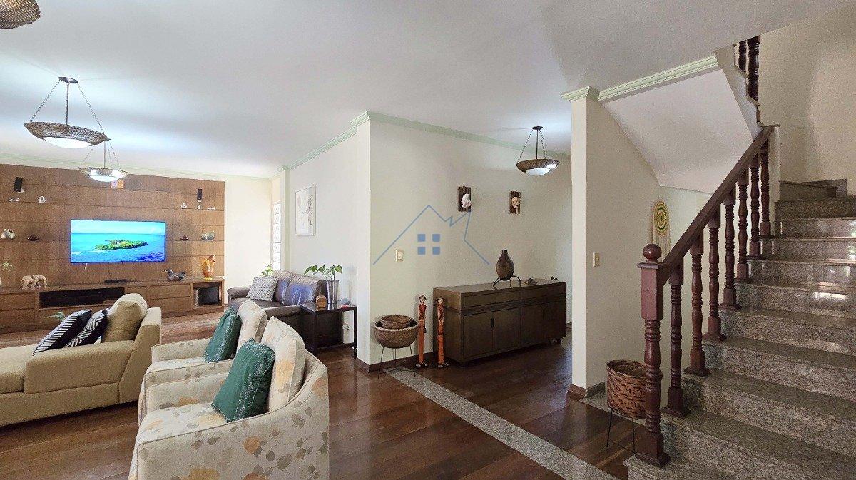 Casa 465m² em Mairiporã 5 dorms sendo 3 suítes 8 vagas Avenida dos Coqueiros Mairiporã - 