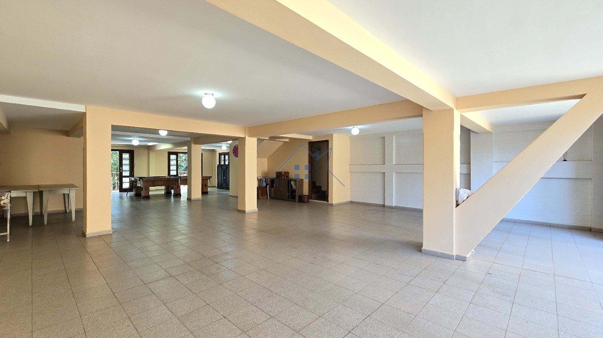 Casa 465m² em Mairiporã 5 dorms sendo 3 suítes 8 vagas Avenida dos Coqueiros Mairiporã - 