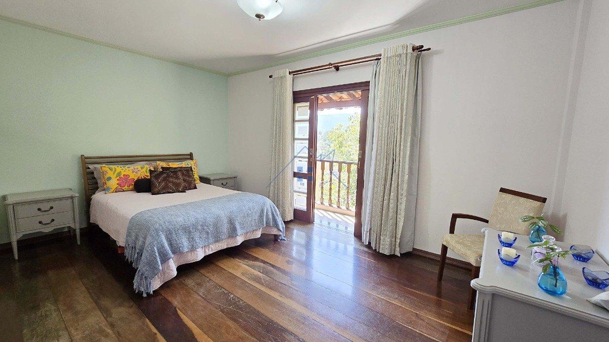 Casa 465m² em Mairiporã 5 dorms sendo 3 suítes 8 vagas Avenida dos Coqueiros Mairiporã - 