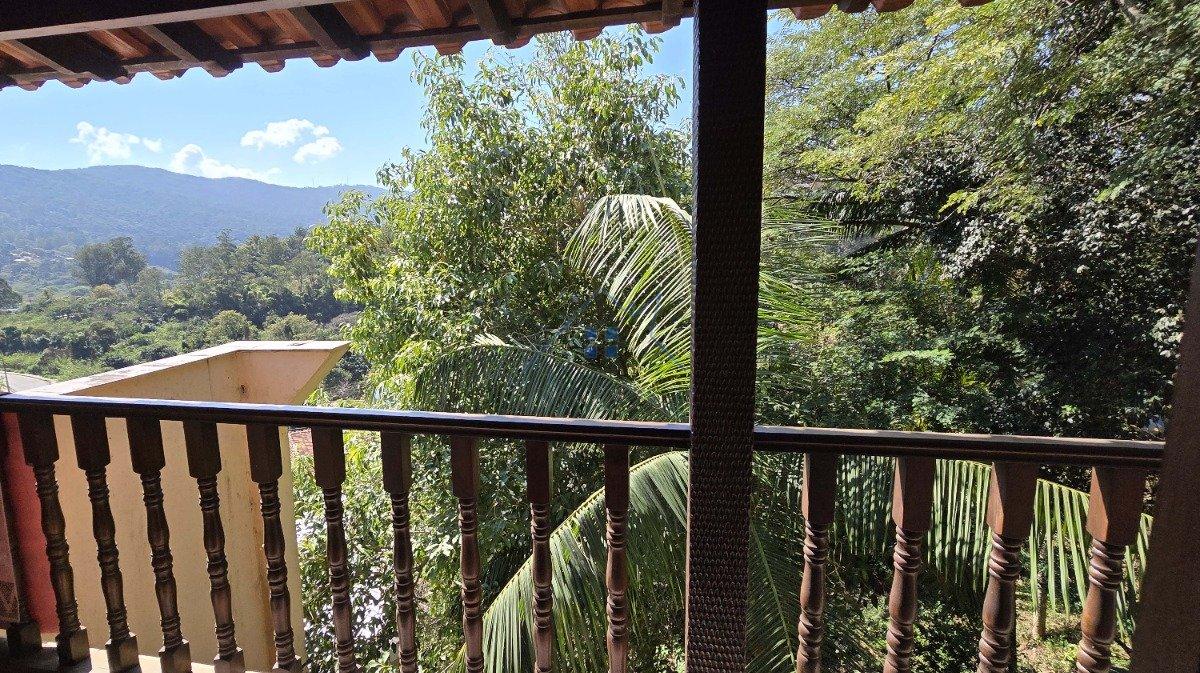 Casa 465m² em Mairiporã 5 dorms sendo 3 suítes 8 vagas Avenida dos Coqueiros Mairiporã - 