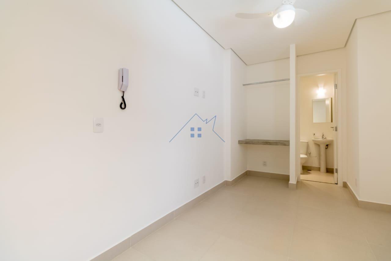 Studio no Campos Elíseos 15m² próximo ao Metrô Santa Cecília Rua Barão de Campinas São Paulo - 
