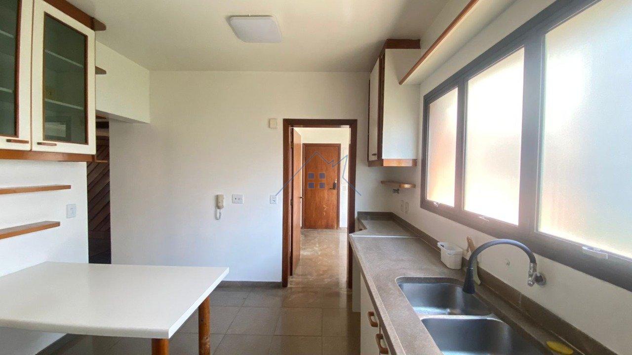 Apartamento em Moema com 210m² 3 suítes - sem vaga de garagem Avenida Agami São Paulo - 