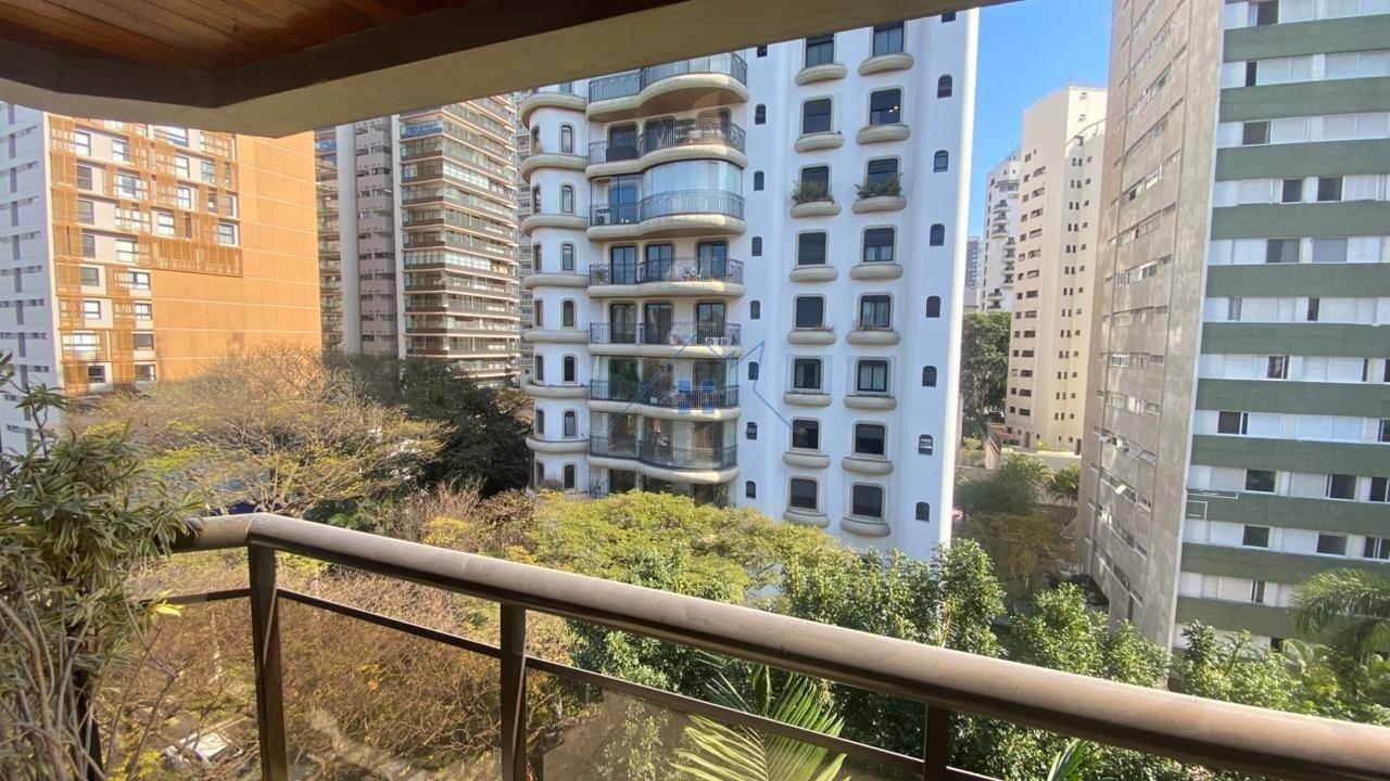 Apartamento em Moema com 210m² 3 suítes - sem vaga de garagem Avenida Agami São Paulo - 