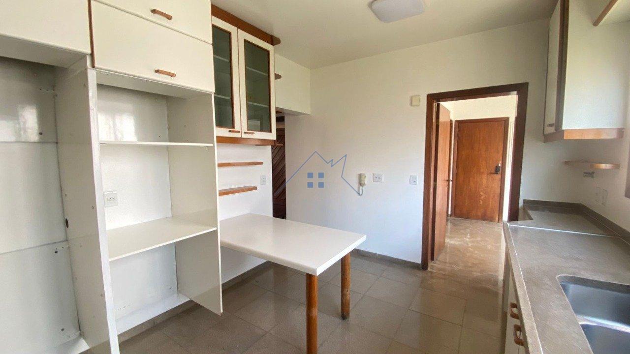 Apartamento em Moema com 210m² 3 suítes - sem vaga de garagem Avenida Agami São Paulo - 
