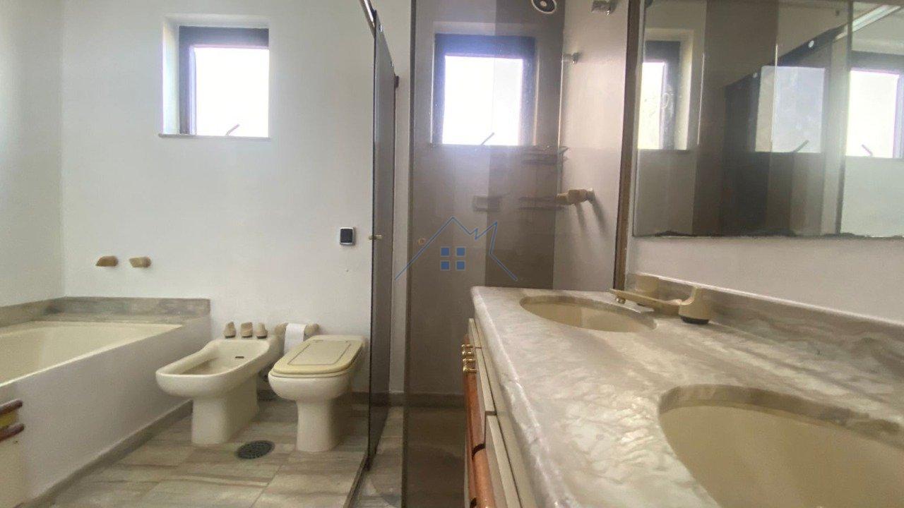 Apartamento em Moema com 210m² 3 suítes - sem vaga de garagem Avenida Agami São Paulo - 